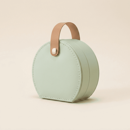 Camélys, petite boîte à bijoux cuir de voyage demi-lune, coloris vert