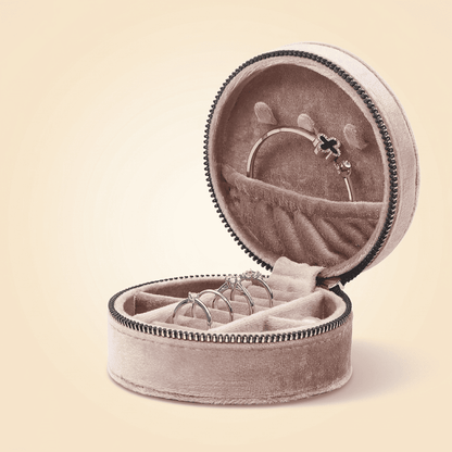 Véluxys, petite boîte à bijoux ronde en velours de voyage, coloris brun